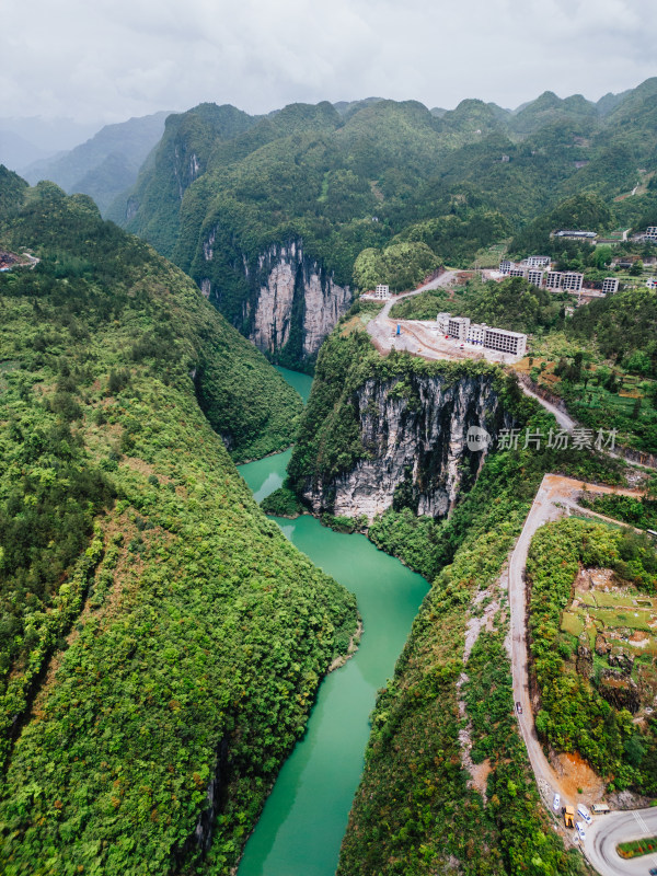 恩施州鹤峰屏山峡谷景区 屏山大峡谷