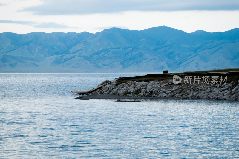 夏日，新疆赛里木湖国家级风景名胜区风光