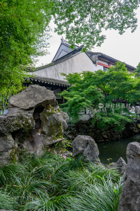 中式园林池塘景观