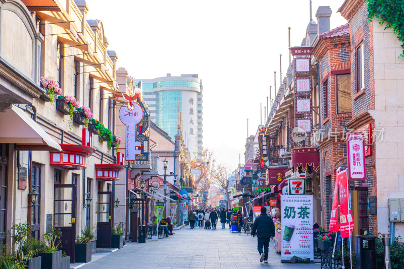 烟台朝阳街街头建筑景观