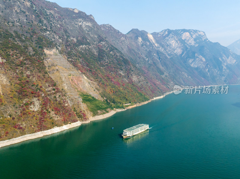 长江三峡巫峡红叶