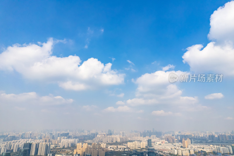 四川成都城市风光蓝天白云航拍图