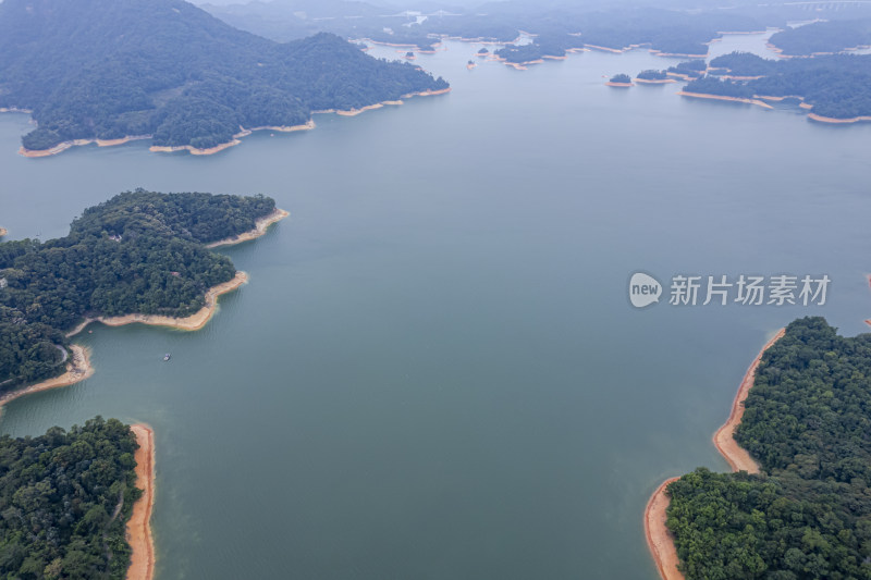 广东从化流溪河自然风光湖泊航拍摄影配图