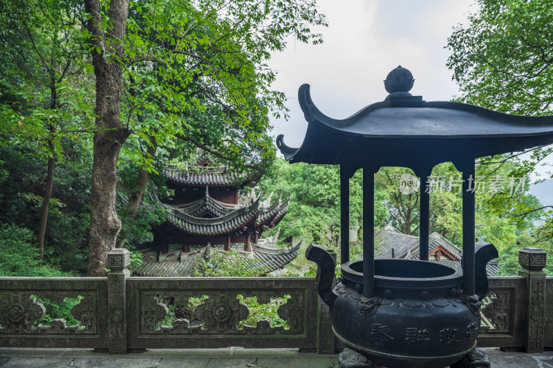 杭州飞来峰韬光寺古建筑风景