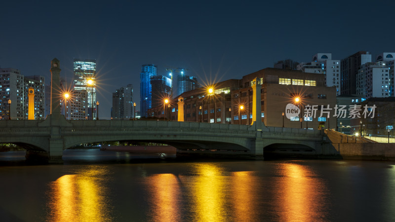 上海苏州河西藏路桥夜景