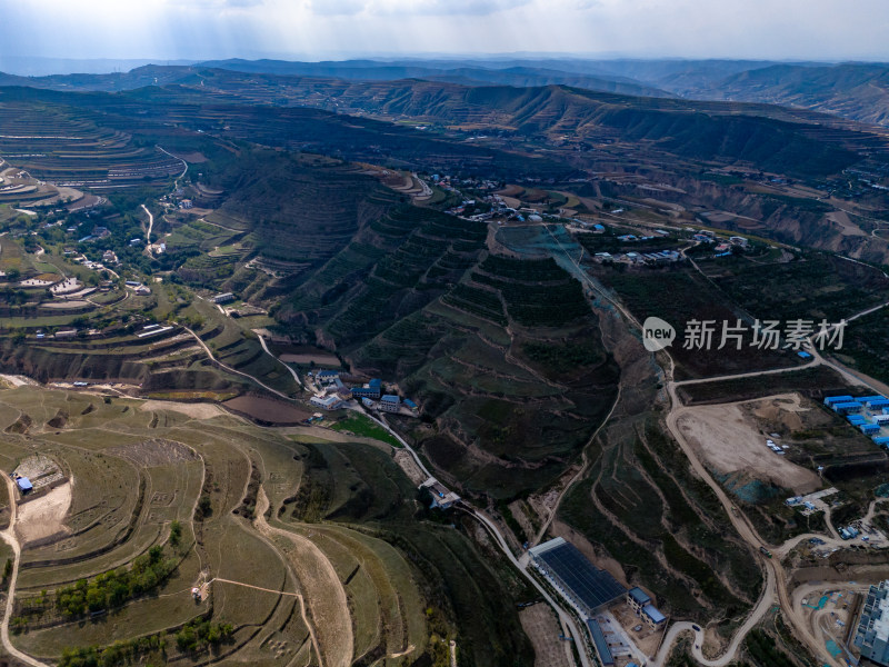 西北地区山区高山种植航拍图