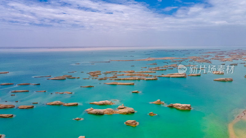 青海水上雅丹