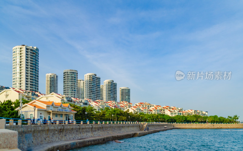 青岛燕儿岛的海景房