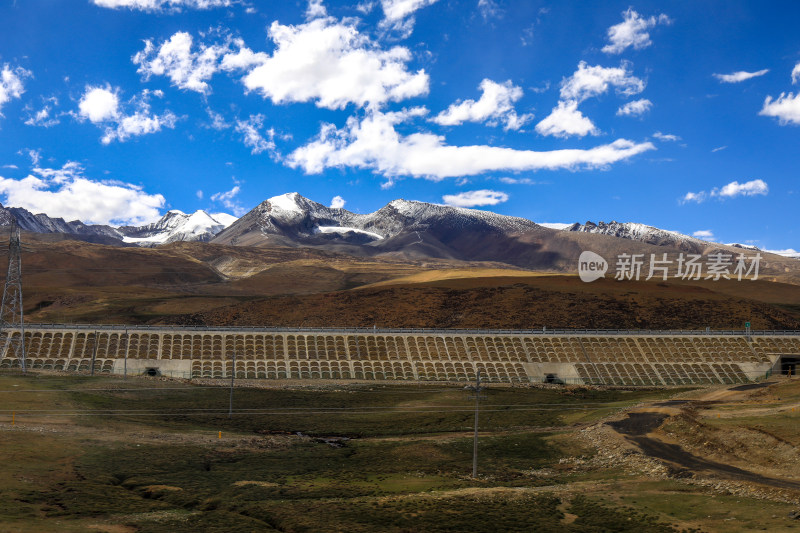 进藏唐古拉山雪山山脉