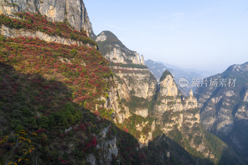 重庆巫山神女景区净坛峰秋季风光