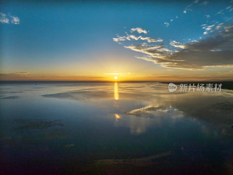 青海湖日出