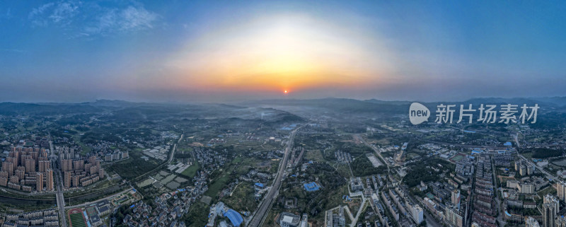 清晨山川日出迷雾全景图