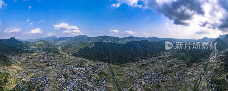 湖南张家界天门山天门镇航拍