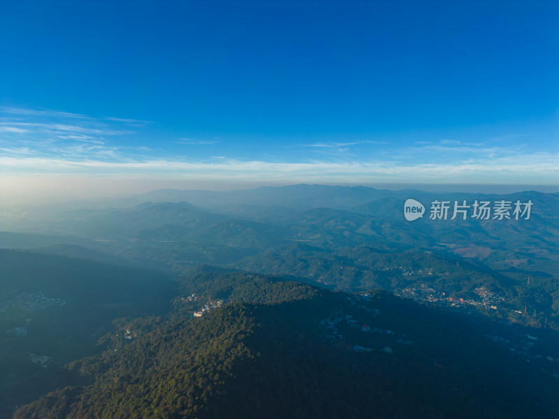 高空航拍蓝天下的山脉自然风光