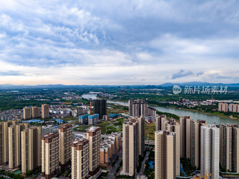 广西贵港城市大景航拍图