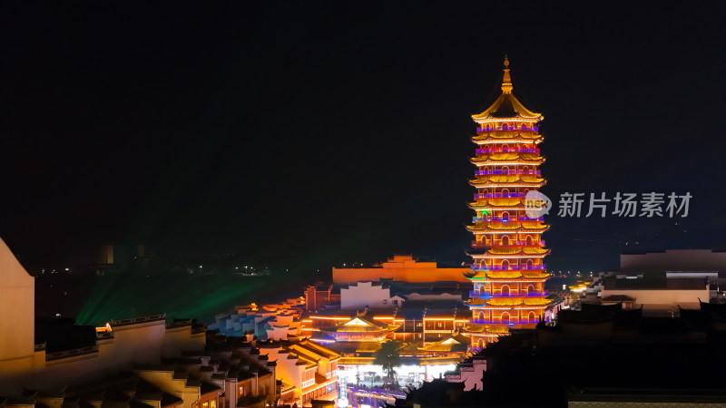 灯火辉煌的古塔楼夜景 浙江太湖古镇夜景