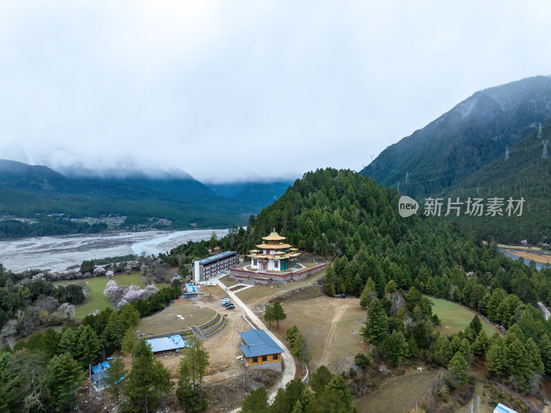 西藏林芝地区藏王故里桃花沟高空航拍