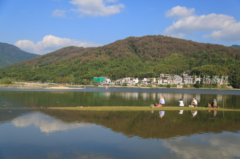 秀丽安徽黄山奇墅湖唯美湖景