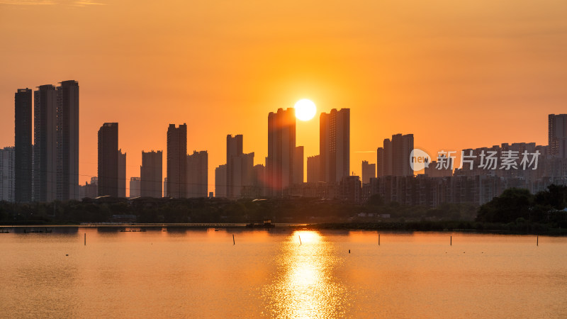 湖北武汉金银湖的落日