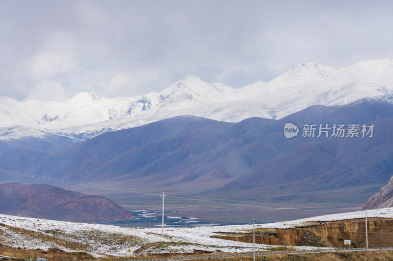 318川藏线川西甘孜高海拔草原雪山自然风光