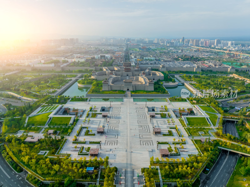 山西省大同市古城墙日落时段高视角航拍风光