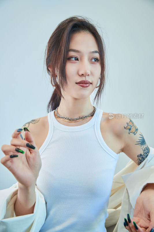 酷酷的欧美风亚洲少少女