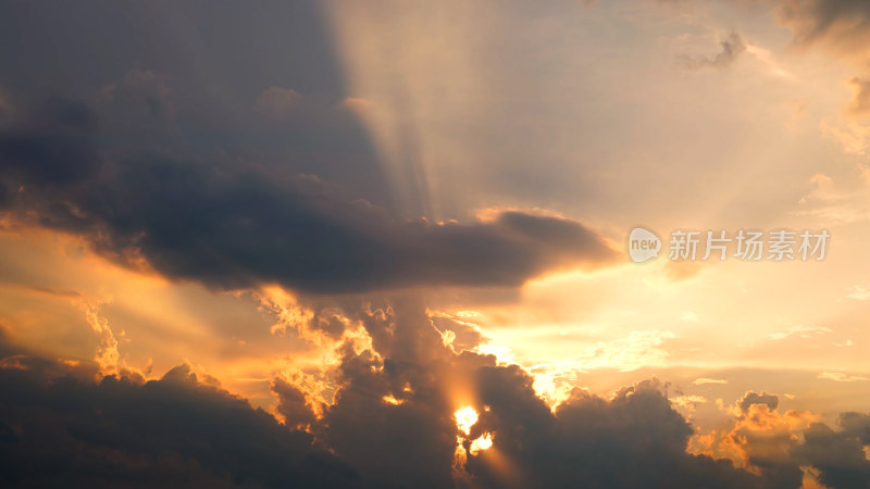 唯美黄昏晚霞天空阳光照片日落夕阳火烧云