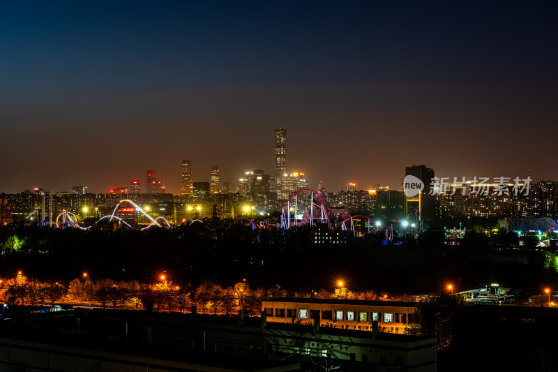 北京夜晚城市cbd建筑群城市灯光欢乐谷