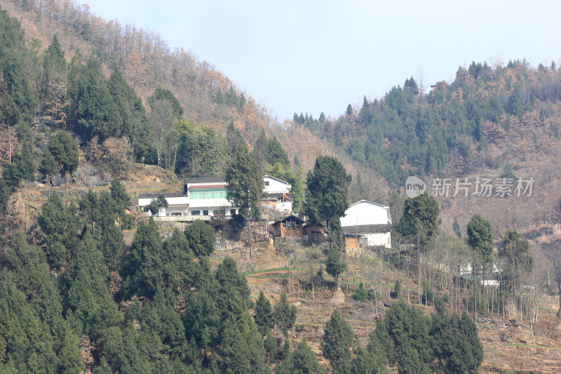 冬天四川广元朝天区大滩镇的山区山村风光