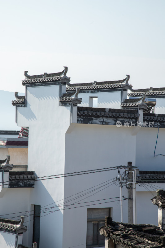 安徽黄山徽派建筑局部细节特写白墙灰瓦