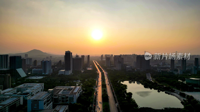 江苏镇江城市风光航拍图