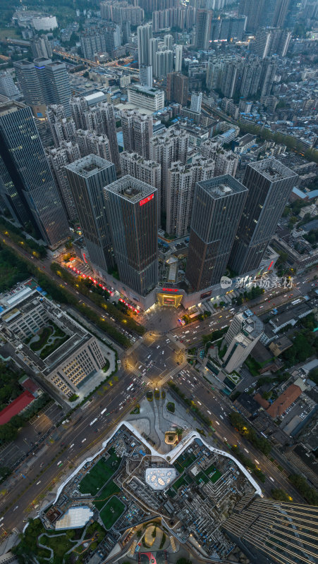 四川成都城市天府市区电视塔高空夜景航拍