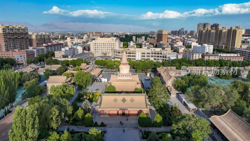 甘肃张掖大佛寺历史文化古建筑航拍图