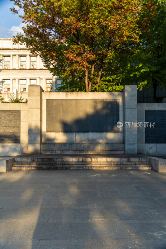 韩国首尔塔谷公园内历史性的独立宣言纪念碑