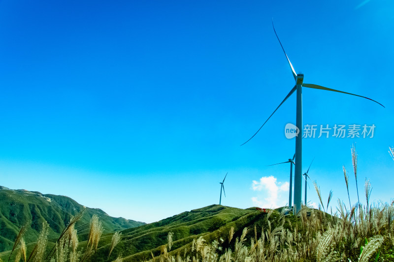 广西桂林全州天湖景区高山风车