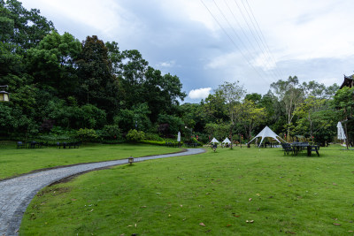 中式园林：深圳市甘坑二十四史书院