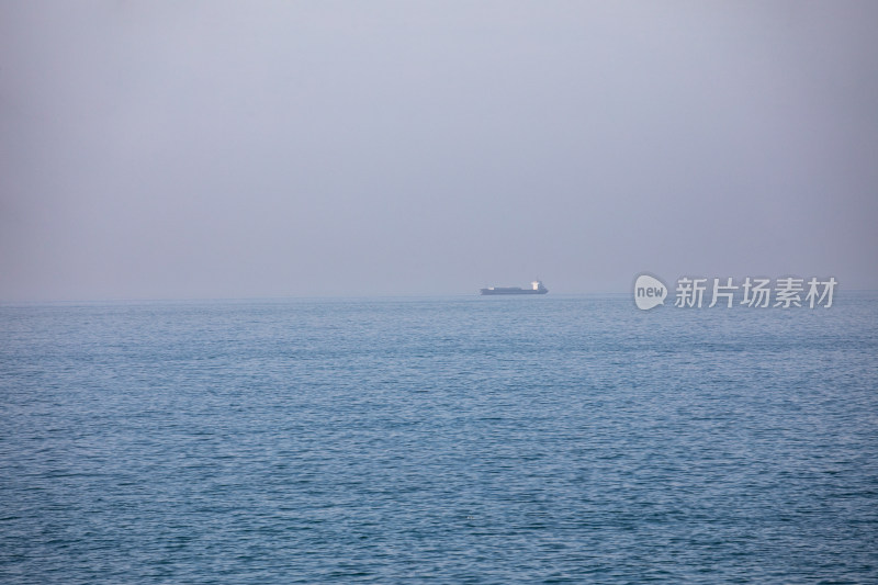 山东青岛第三海水浴场海滨海岸海滩海天景观