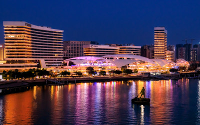 厦门五缘湾帆船俱乐部夜景