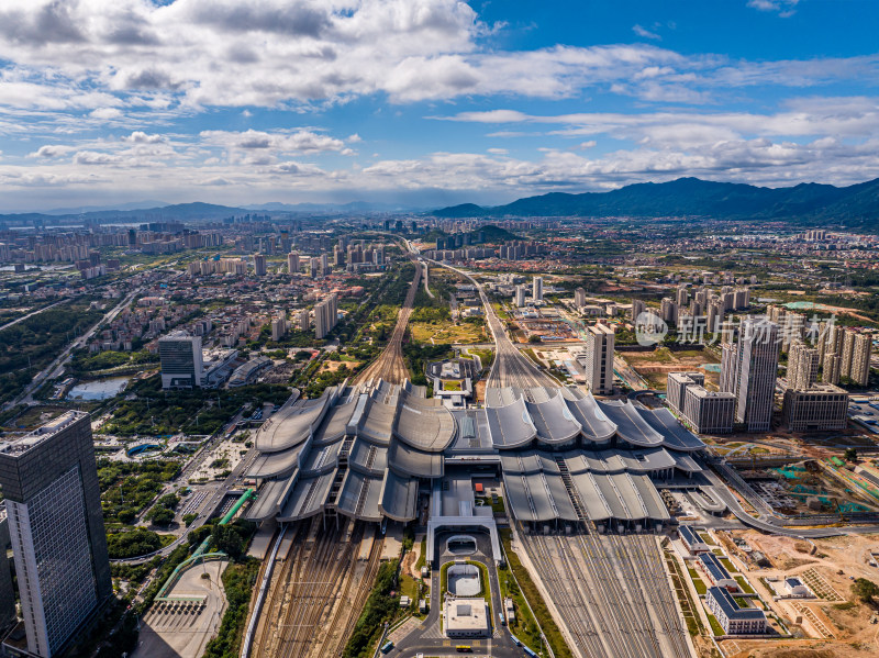 福建厦门北站高铁站火车站航拍城市风景