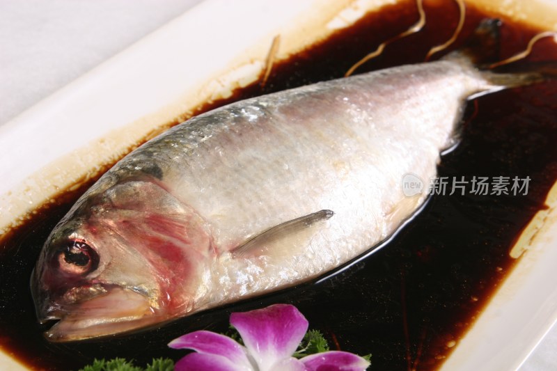 红蒸长江鲥鱼