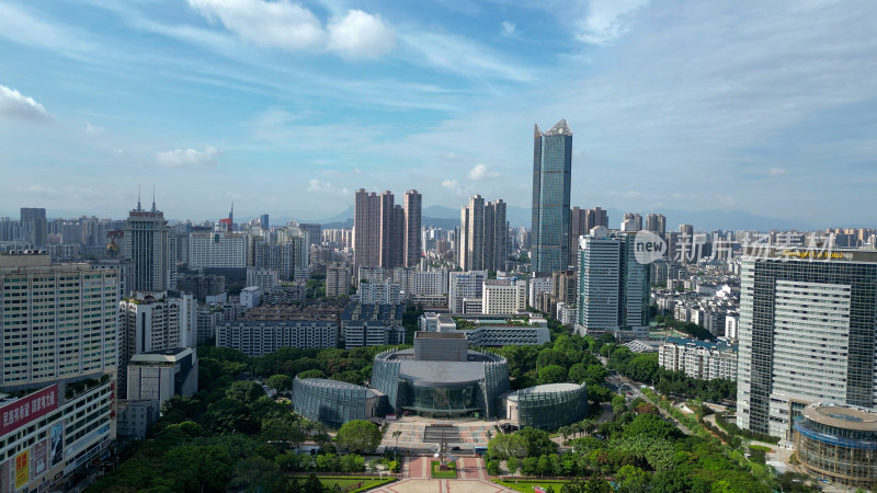 航拍福州五一广场福建大剧院