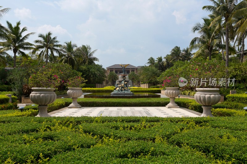 海南三亚酒店喷泉雕塑