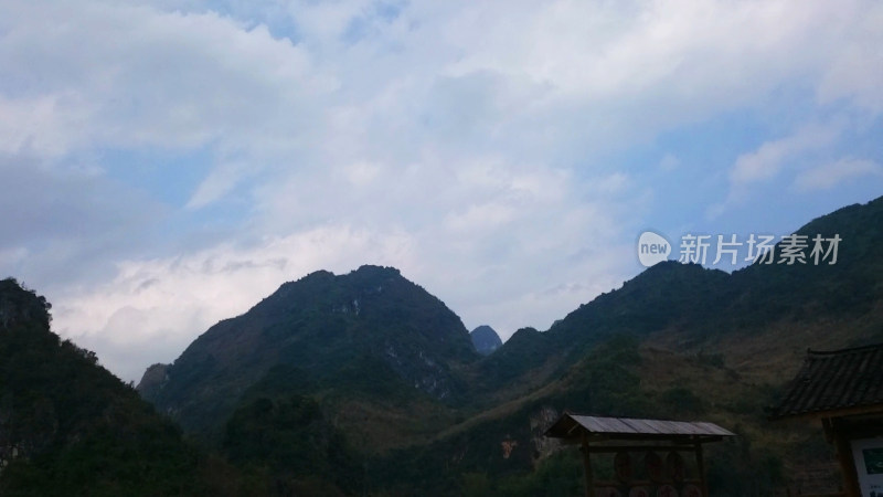 桂林山脉蓝天自然风景