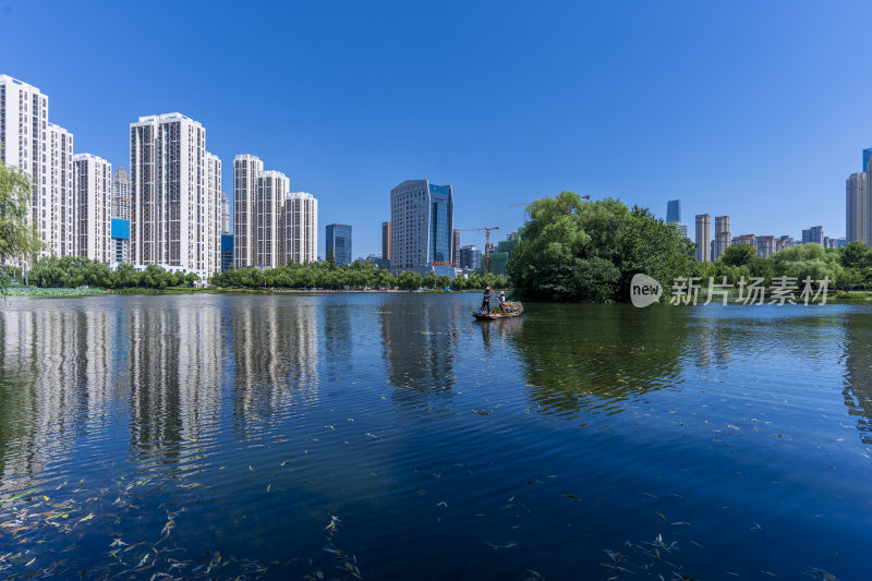 武汉武昌区内沙湖公园风景