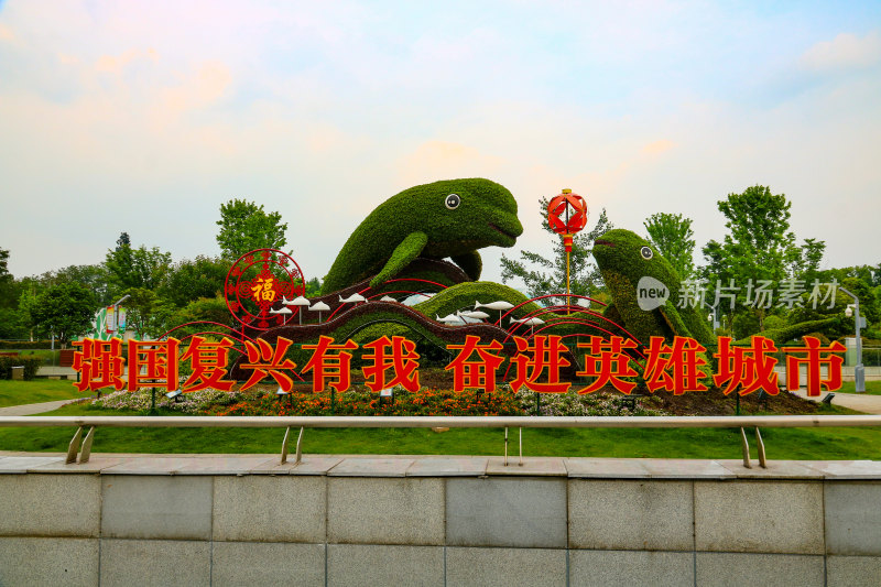 武汉梨园广场商业街城市标志旅行打卡地