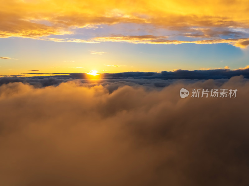 大气日出云海航拍