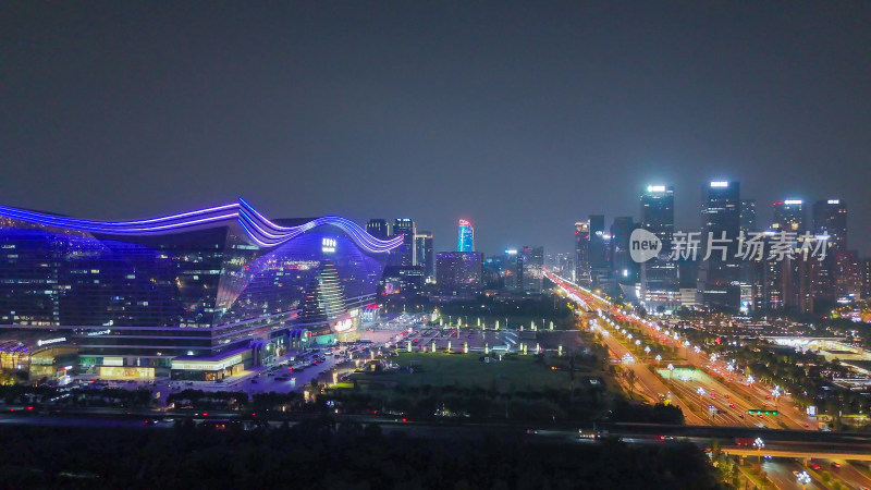 航拍四川成都环球中心夜景摄影图