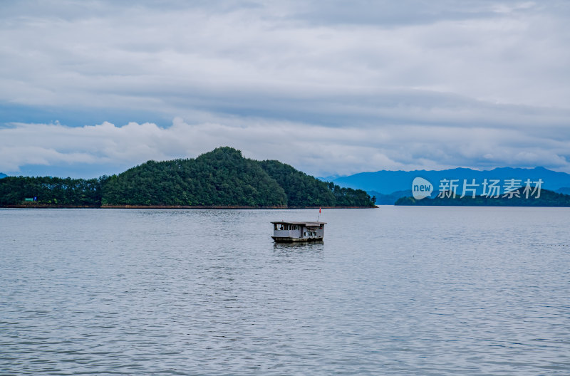 春日千岛湖风光