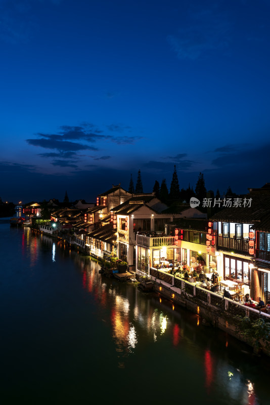 上海青浦朱家角夜景风光