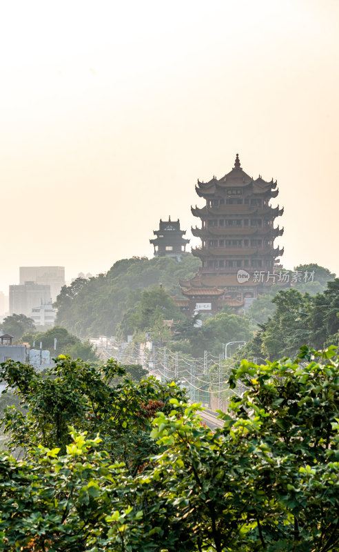 湖北武汉武昌京广铁路黄鹤楼白云阁